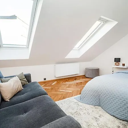 Luxurious 3 Bedroom In The Old Town *